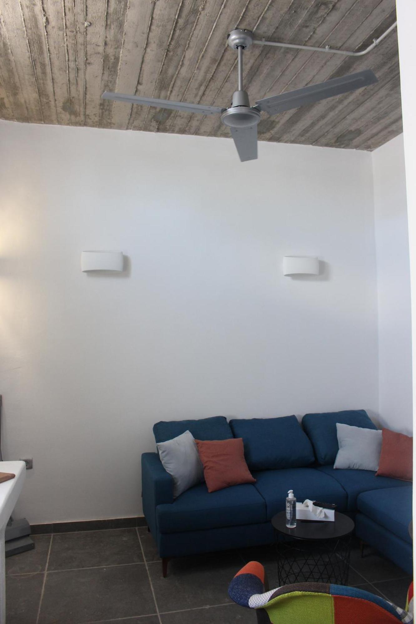 Ab Green Living Santorini Emporio  Екстериор снимка